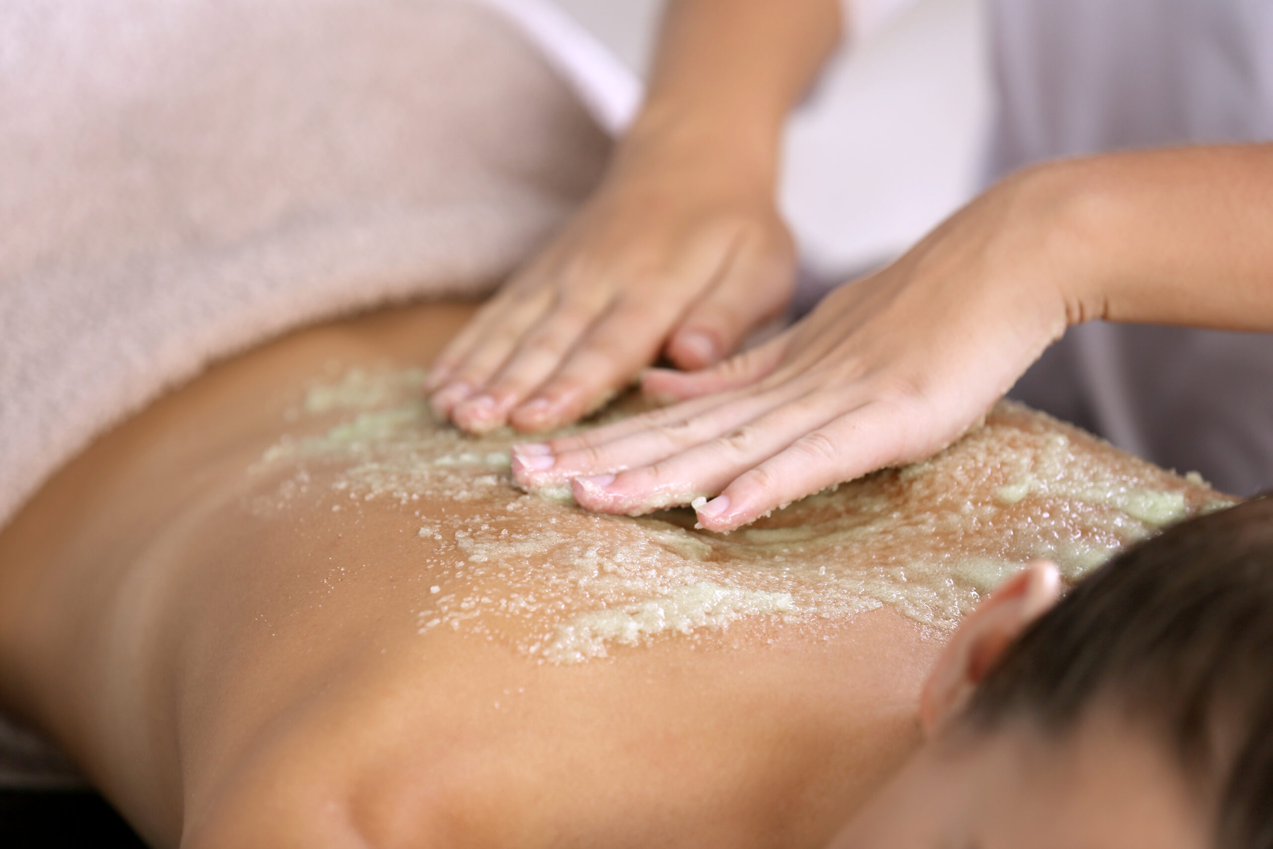Peeling corporal con hidratación